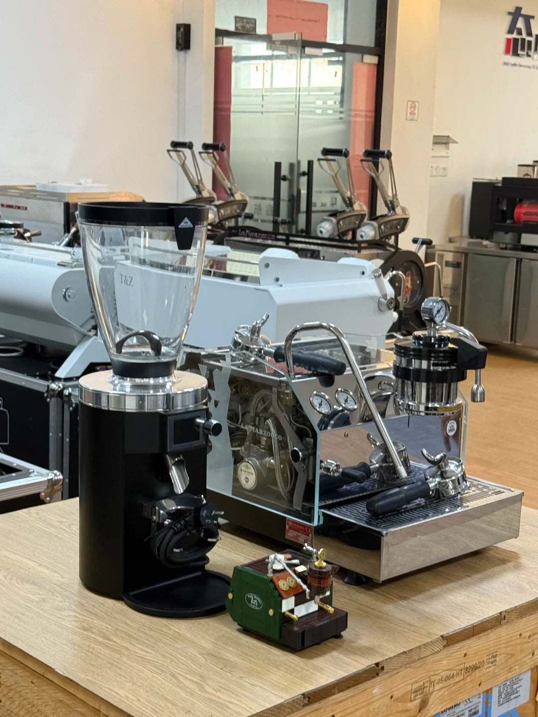 La Marzocco GS3 MP + Mahlkönig E65S Package