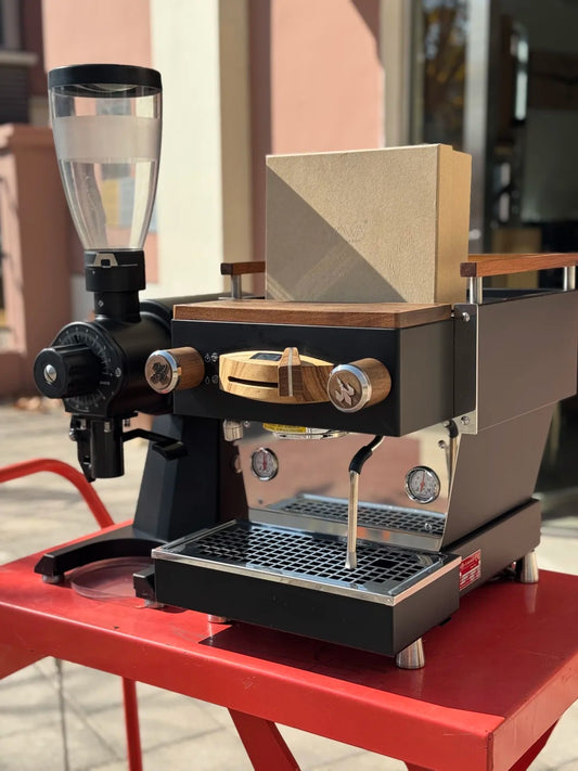 La Marzocco Linea Mini + EK43S Grinder – Black Custom Wood Edition
