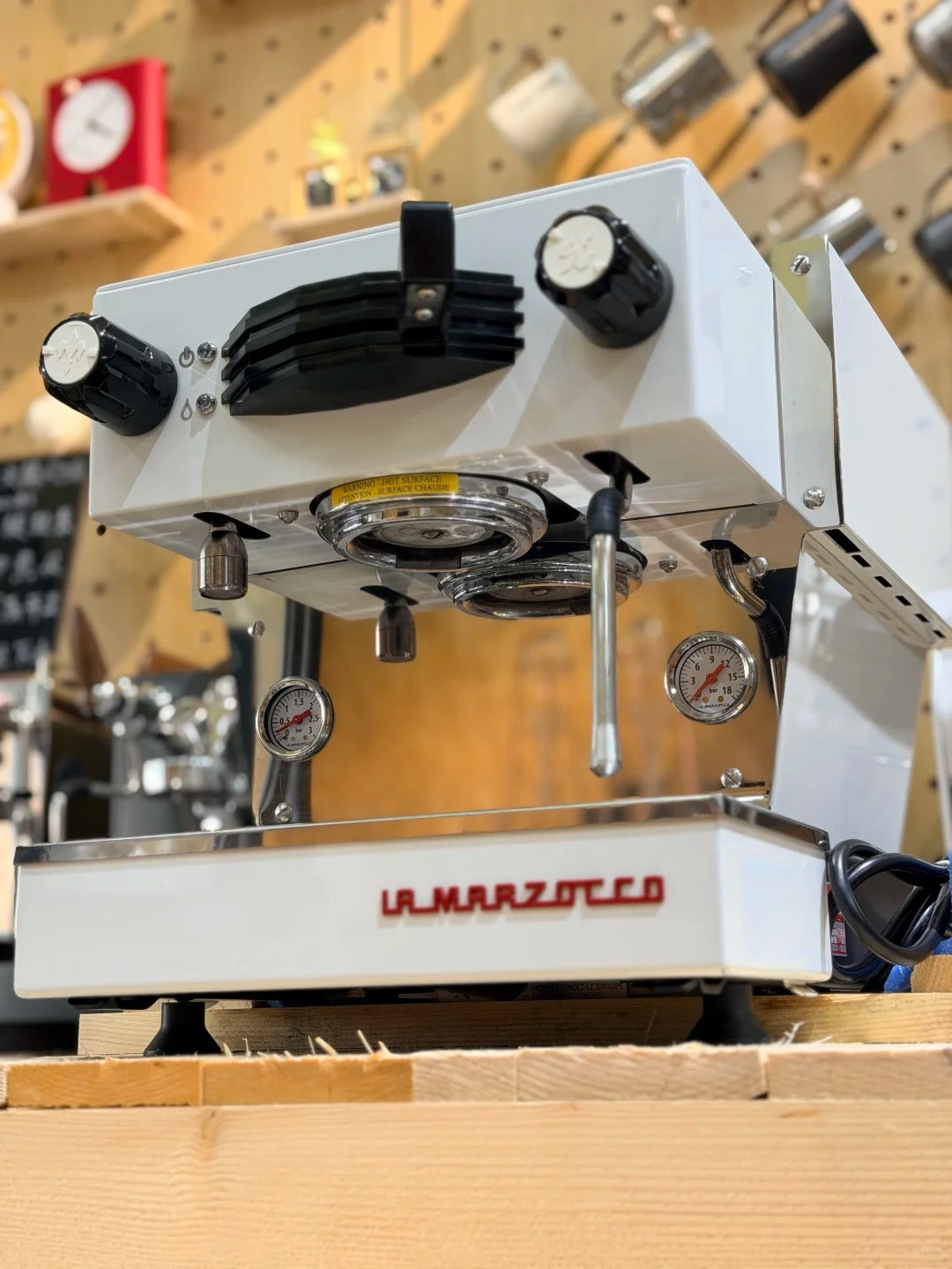La Marzocco Linea Mini – Friendly White Edition